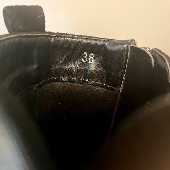 Laura Biagiotti Black Suede Ankle Booties | 38, US 7.5-8, High Heel, Tassel - Picture 8 of 9